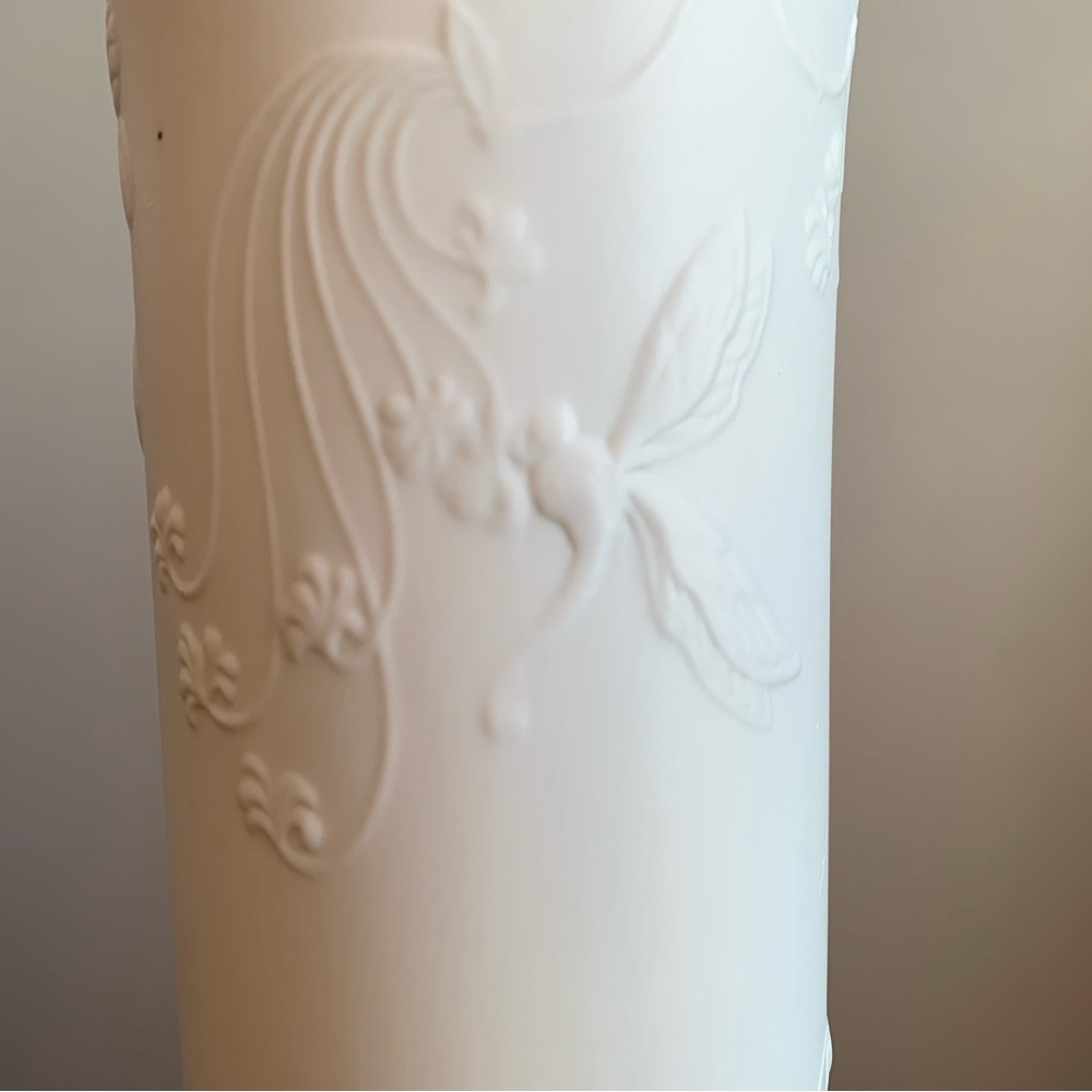 Kaiser Vase White Bisque Peacock Birds Flowers Made Germany Vintage 467/27 Tall - Picture 9 of 12